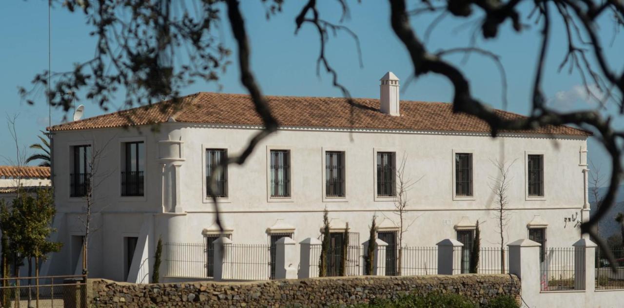 La Dehesa De Don Pedro Hotel Монестерио Екстериор снимка