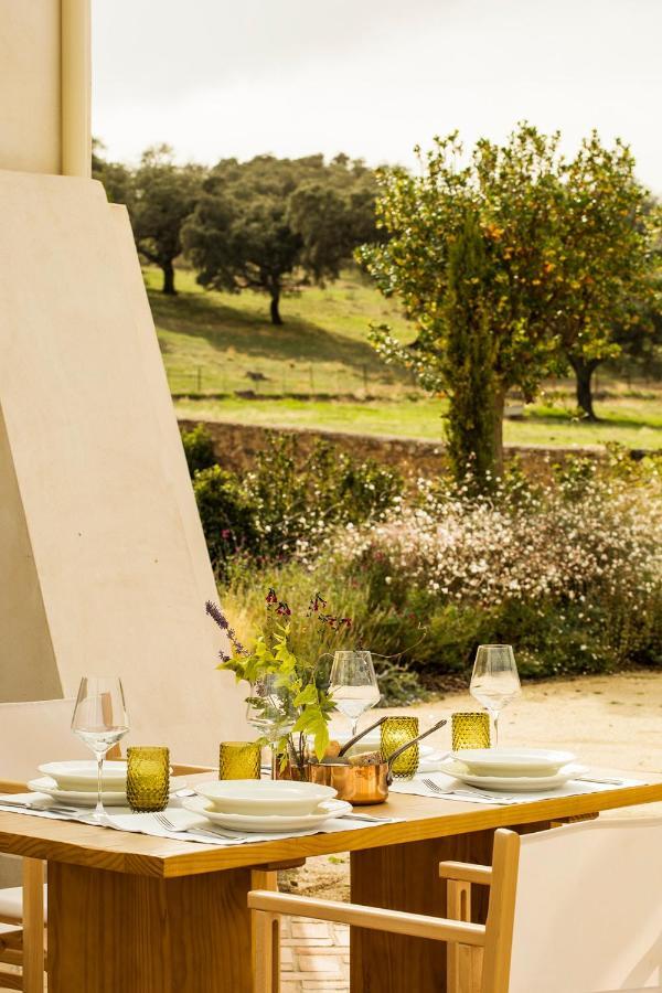 La Dehesa De Don Pedro Hotel Монестерио Екстериор снимка